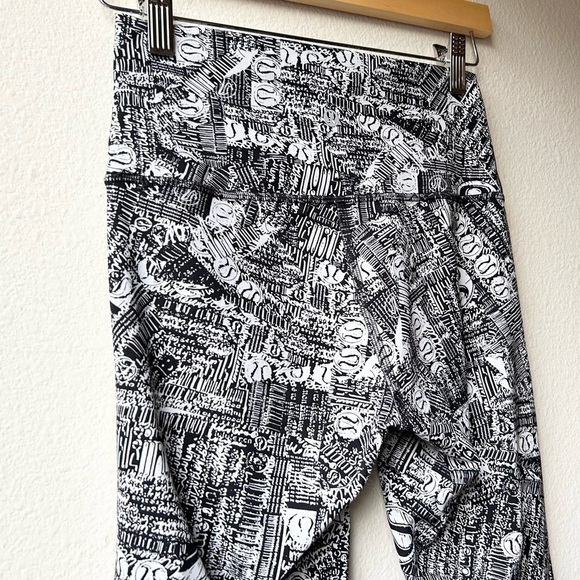 Lululemon Wunder Train High -Rise Crop 21” Tear It Up Alpine White Size6 EUC - Picture 10 of 15